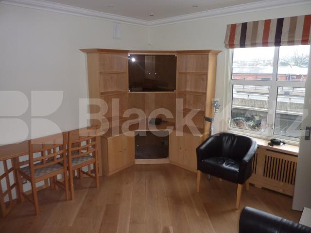 			NEW INSTRUCTION, 1 Bedroom, 1 bath, 1 reception Flat			 Cambridge Gardens, LADBROKE GROVE